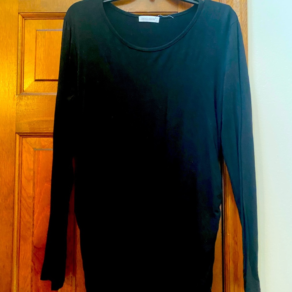 Set of 4 maternity tops